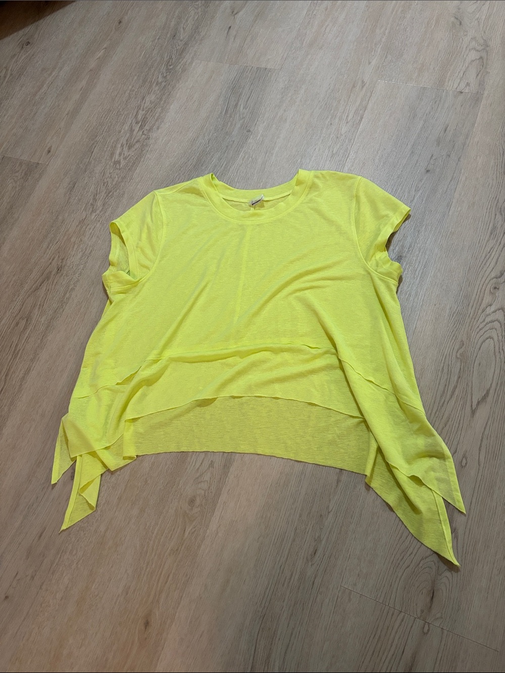 FP Movement by Free People yellow Cropped handkerchief hem Cap-Sleeve Top size S